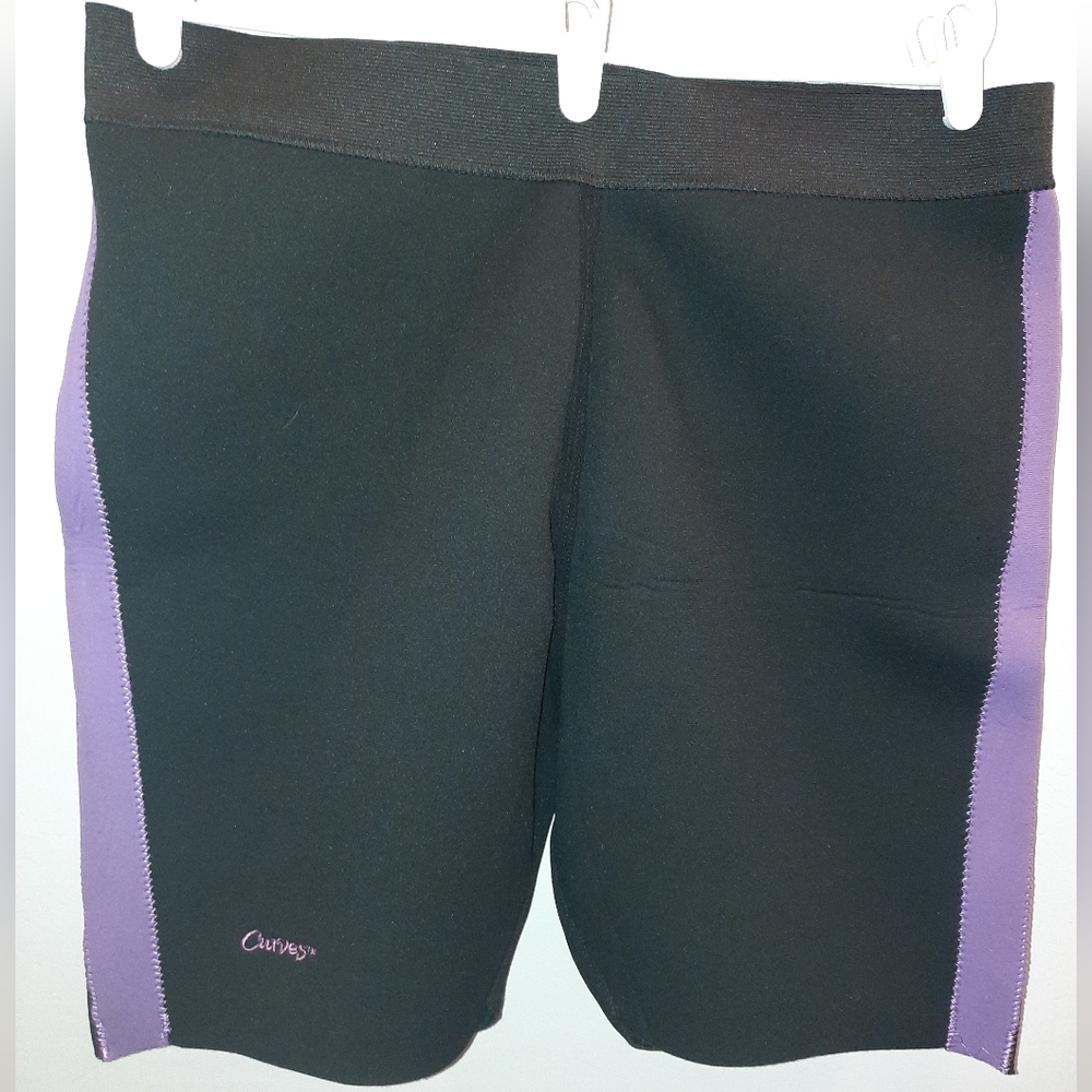 Curves size 2x activewear biker style shorts water aerobics, workout EUC